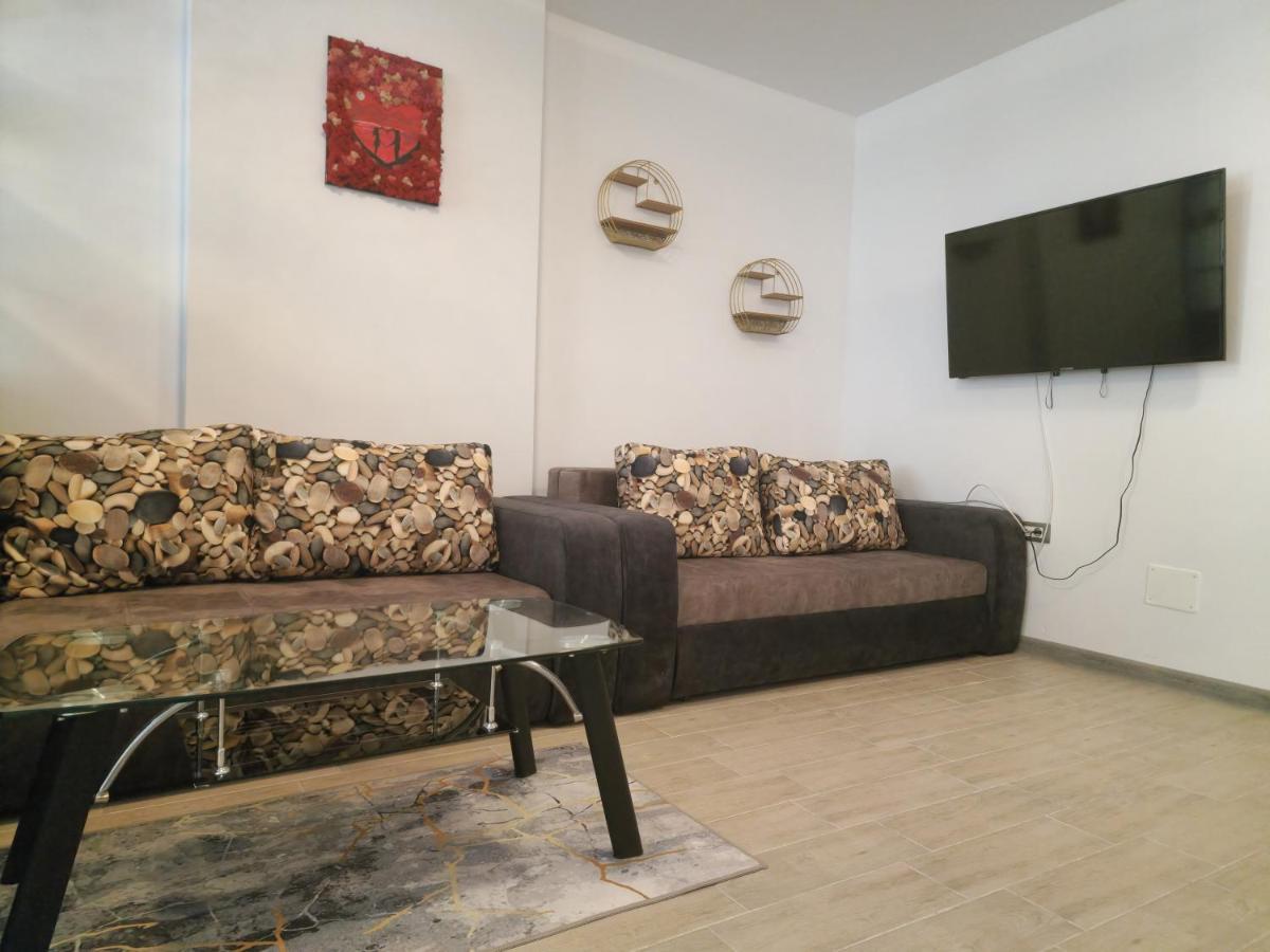 Năvodari Nasty 24 Aparthotel Pool & Spa Mamaia Nord מראה חיצוני תמונה