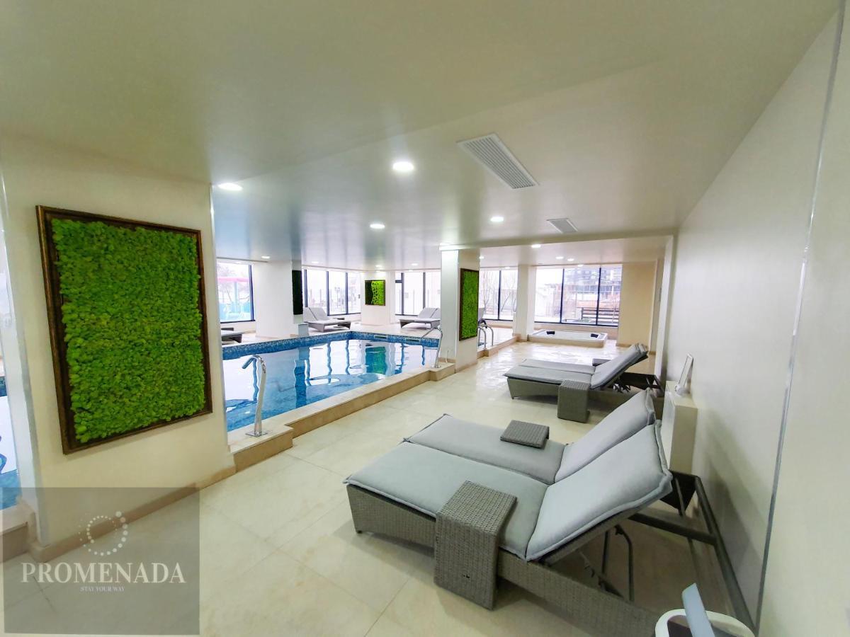 Năvodari Nasty 24 Aparthotel Pool & Spa Mamaia Nord מראה חיצוני תמונה