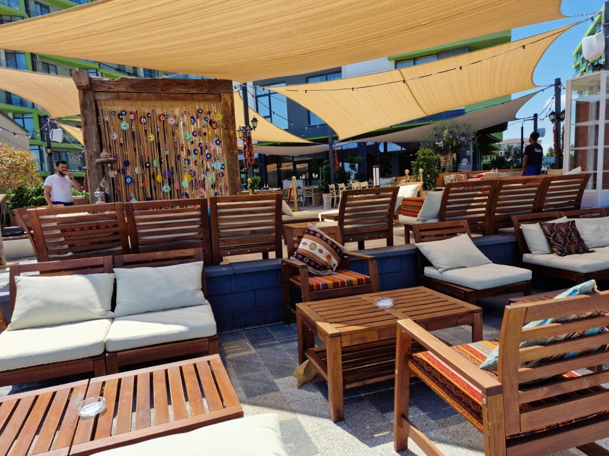 Năvodari Nasty 24 Aparthotel Pool & Spa Mamaia Nord מראה חיצוני תמונה